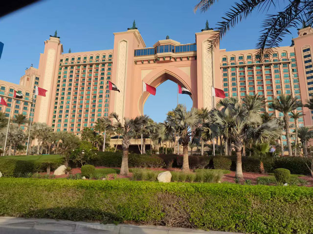 阿布扎比公司注冊(cè)代理甄選指南：避開陷阱，選對(duì)伙伴