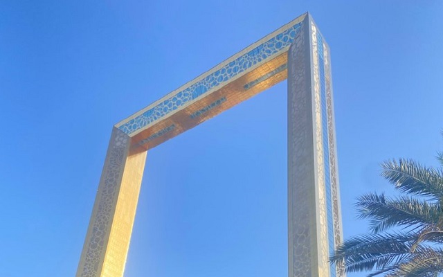 迪拜微型家辦設(shè)立：難度解析與機遇洞察